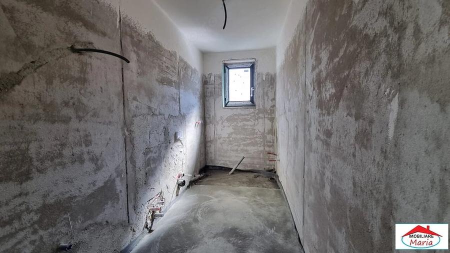 Casă cu Teren 670 Mp în Central