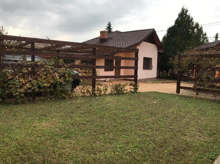 Casă individuală cu 5 camere cu Garaj în Vlădeni