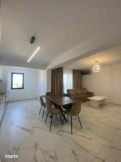 Apartament cu 3 camere semidecomandat în Carpați 2