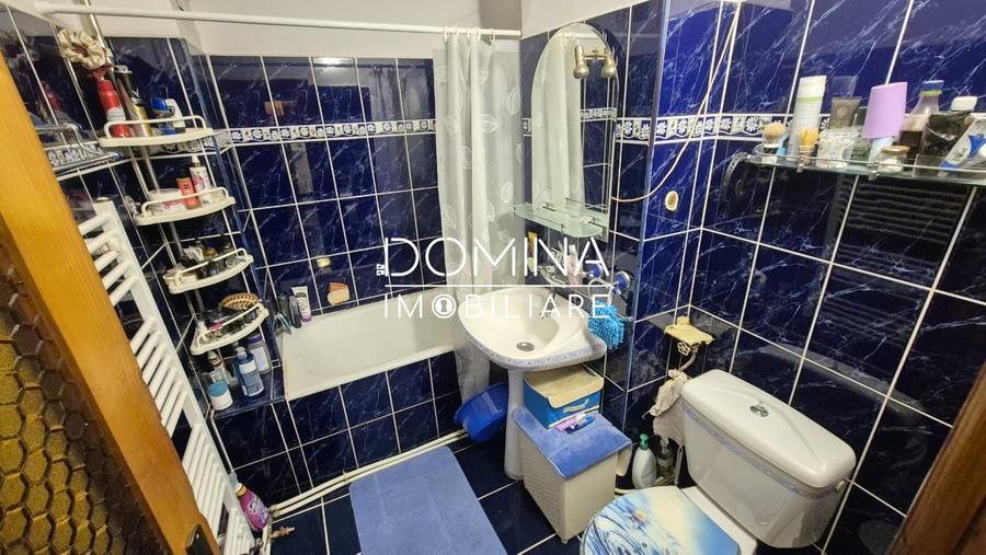 Apartament cu 3 camere decomandat, mobilat în Sud