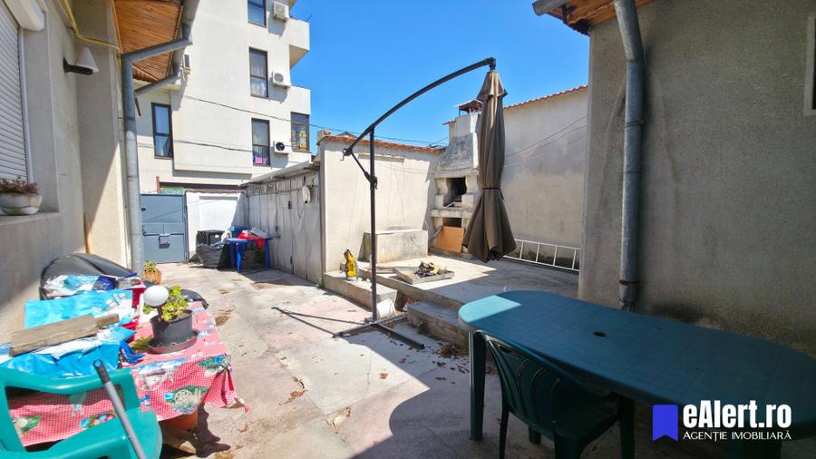 Casă cu 3 camere cu Garaj în Vatra Luminoasă