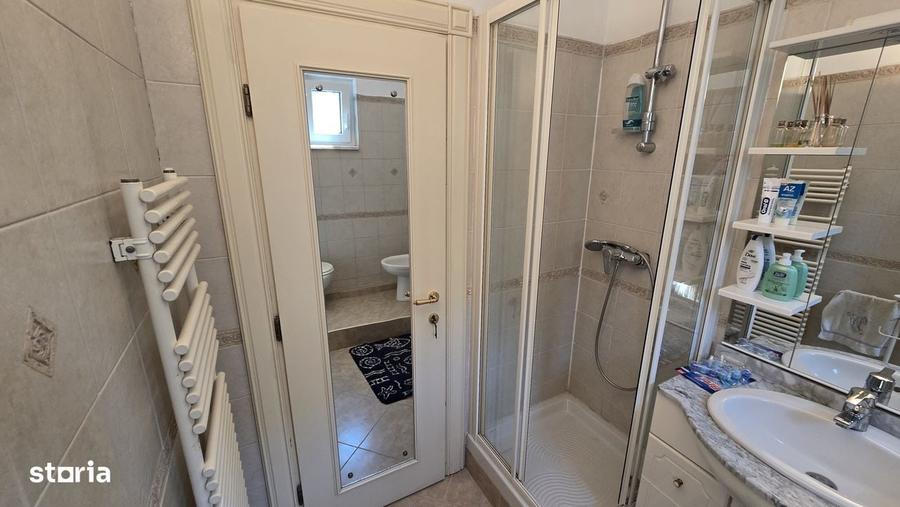 Apartament cu 4 camere în Central