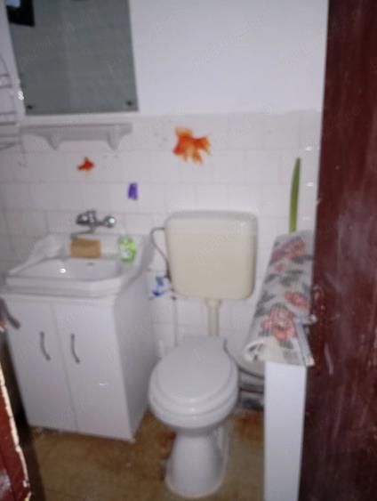 Apartament cu 2 camere decomandat în Tractorul