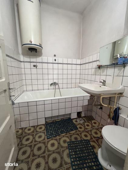 Casă cu 3 camere cu Teren 266 Mp în Central