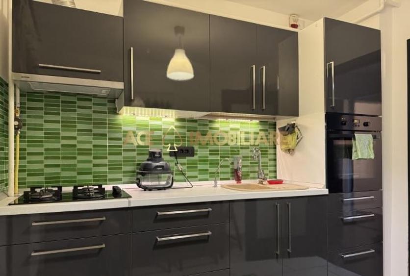 Apartament cu 3 camere decomandat, mobilat în Pantelimon