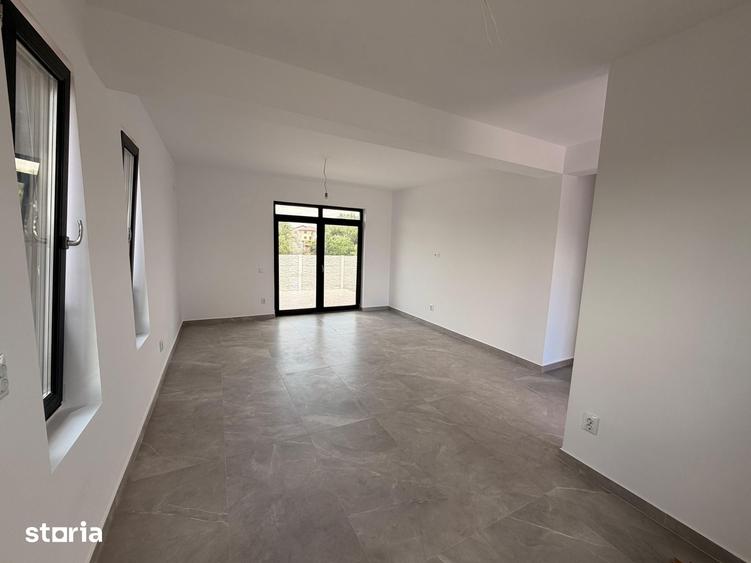 Casă cu 3 camere cu Teren 378 Mp în Berceni
