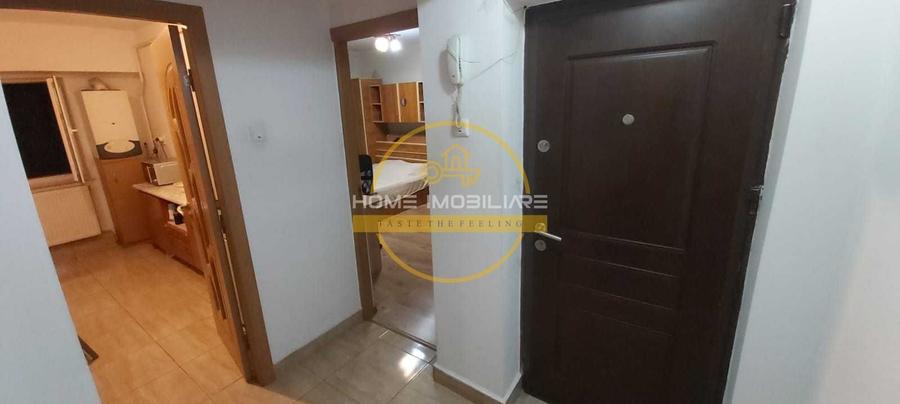 Apartament cu 3 camere decomandat, mobilat în Dacia