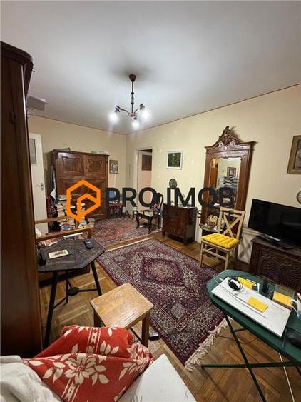 Apartament cu 2 camere semidecomandat în Gară
