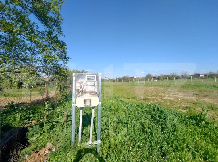 Teren Construcții intravilan de 2194 mp, în Mofleni