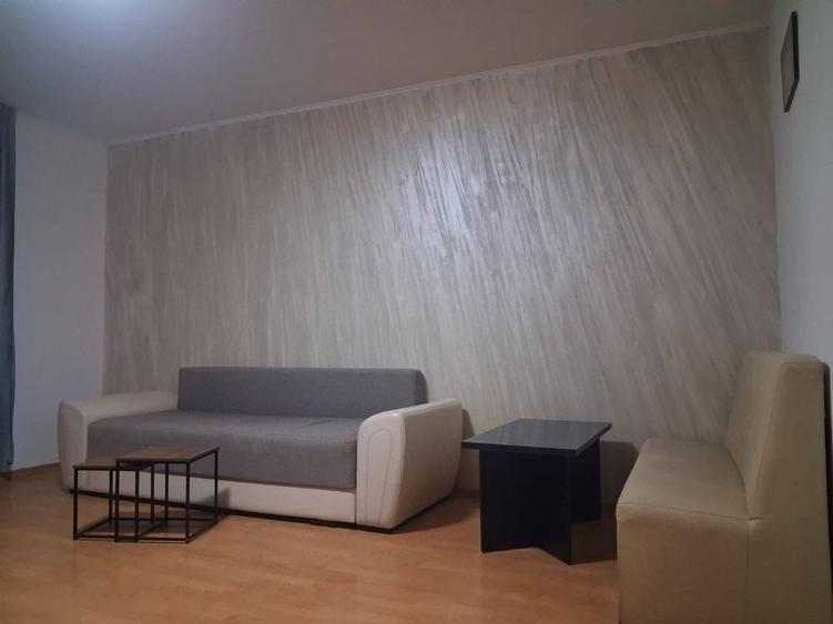 Garsoniera spatioasa de inchiriat in Reghin mobilata si utilata- b- dul Unirii - blocul Politiei - 2