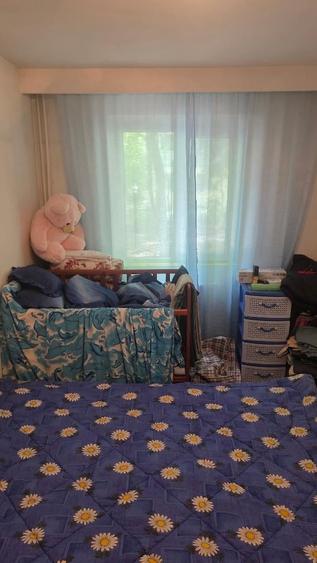 Apartament cu 3 camere semidecomandat în Groapa