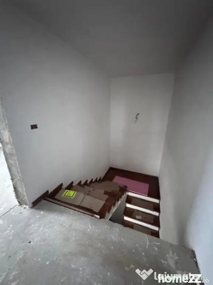 Casă cu 7 camere cu Teren 150 Mp în Rădăuți