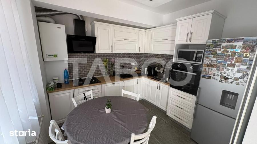 Apartament cu 3 camere decomandat în Țiglari