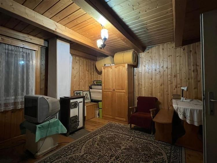 Casă individuală cu 3 camere cu Teren 519 Mp în Ciobotani