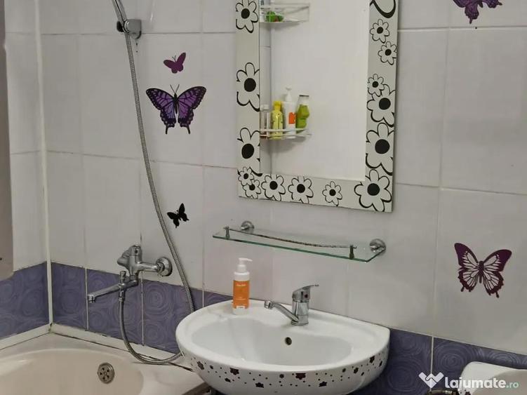 Garsonieră decomandată în Central