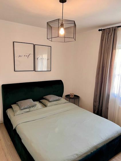 Apartament cu 2 camere semidecomandat în Mărăști
