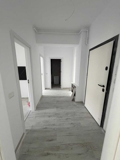 Apartament cu 2 camere decomandat în Exterior Vest
