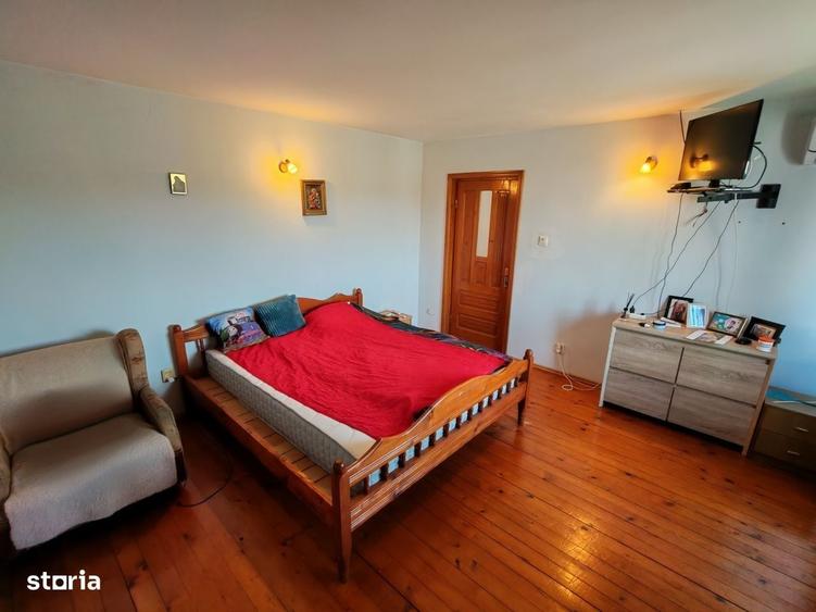 Casă cu 4 camere în Valu lui Traian