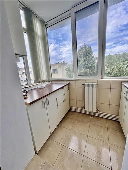 Apartament cu 2 camere decomandat, mobilat în Tomis Nord