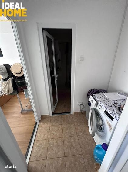 Apartament cu 3 camere semidecomandat în Alexandru cel Bun