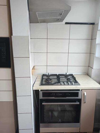 Apartament cu 2 camere decomandat în Zorilor