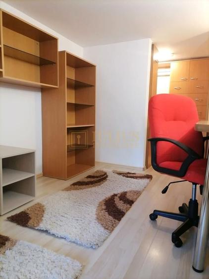 Apartament cu 2 camere decomandat, mobilat în Bălcescu