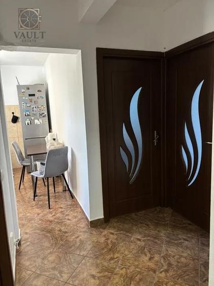 Apartament cu 2 camere decomandat, mobilat în Progresul