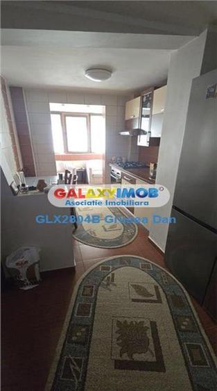 Apartament cu 3 camere decomandat, mobilat în Pantelimon