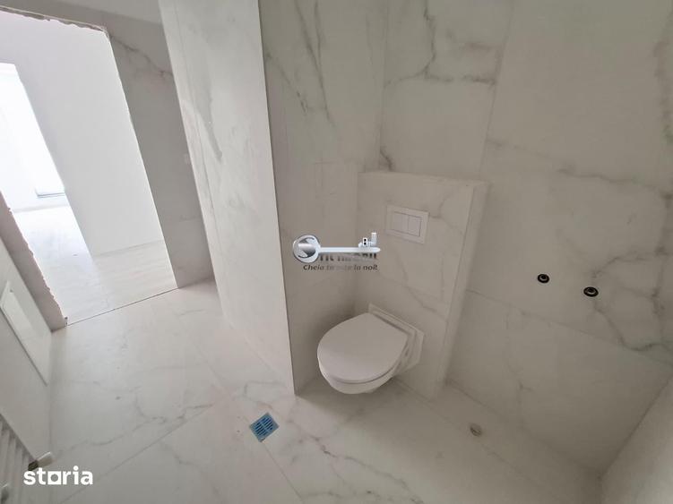 Apartament cu 3 camere decomandat în Galata