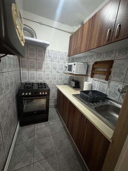 Apartament cu 2 camere semidecomandat în Lazaret