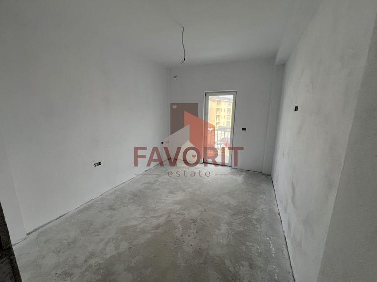 Apartament cu 3 camere decomandat în Giroc
