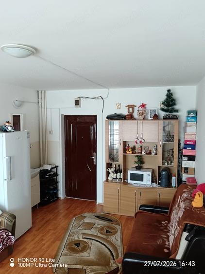 Apartament cu 2 camere nedecomandat în Mihai Bravu