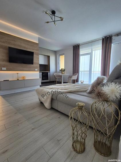 Apartament cu 2 camere semidecomandat în Buziașului