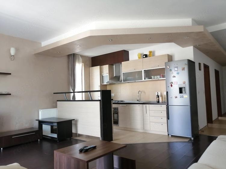 Apartament cu 2 camere nedecomandat în Dumbrăvița