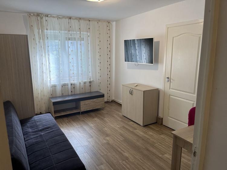 Inchiriez apartament 2 camere tomis nord - 2