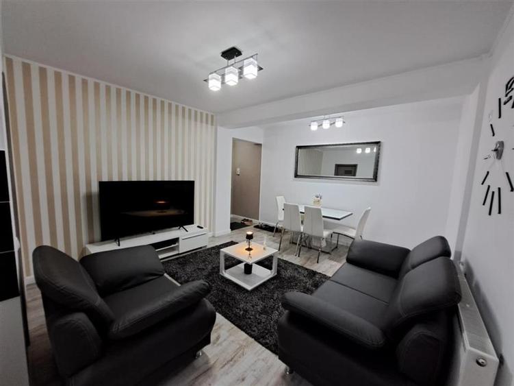 RECO Apartament central 3 camere + Parcare - 3