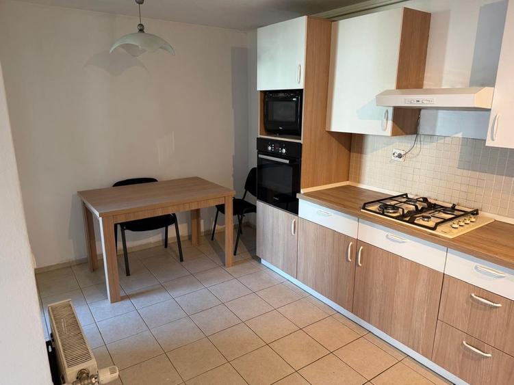 Apartament cu 2 camere decomandat, mobilat în Colentina