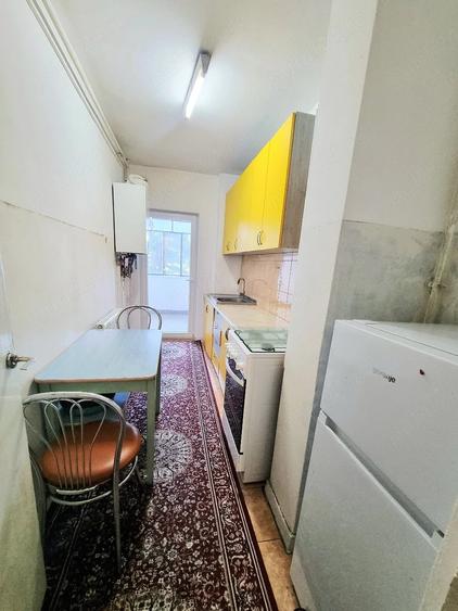 Garsonieră decomandată în Central