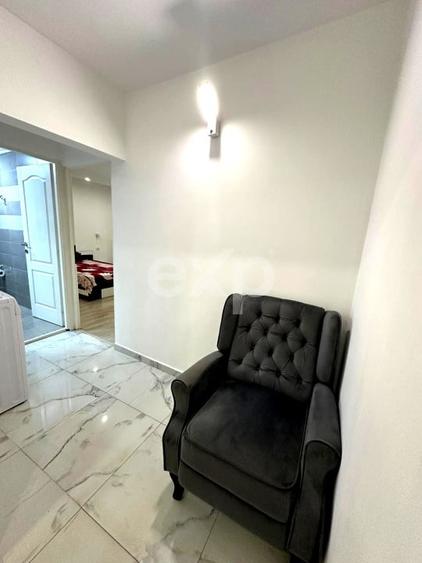 Apartament cu 3 camere decomandat, mobilat în Sebastian
