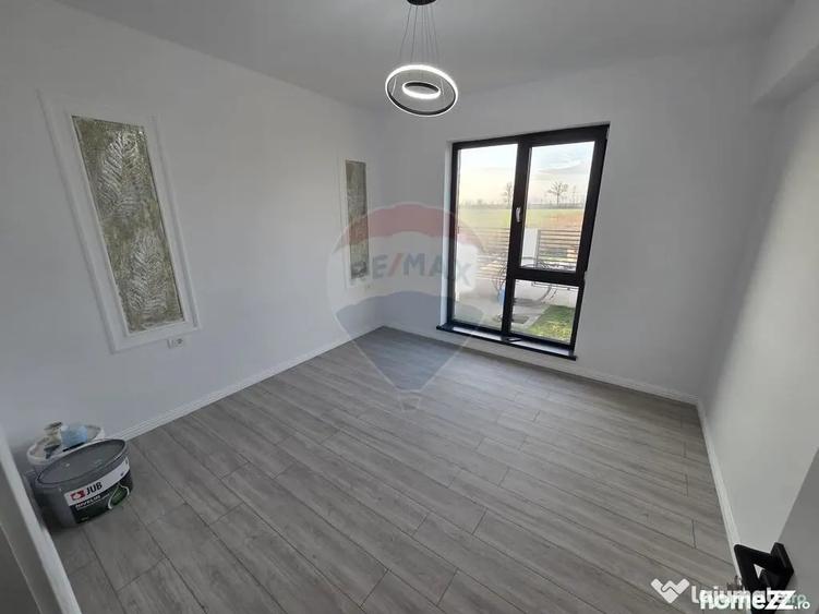 Casă cu 4 camere cu Teren 310 Mp în Vânători