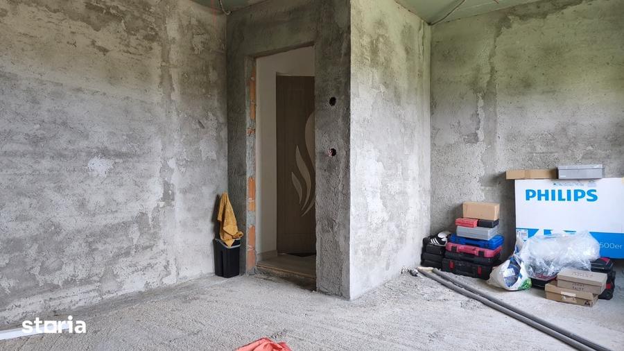 Casă cu 5 camere cu Teren 948 Mp în Central