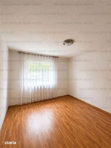 Apartament cu 3 camere decomandat în Astra