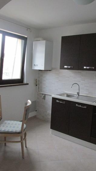 Apartament cu 2 camere decomandat în Burdujeni