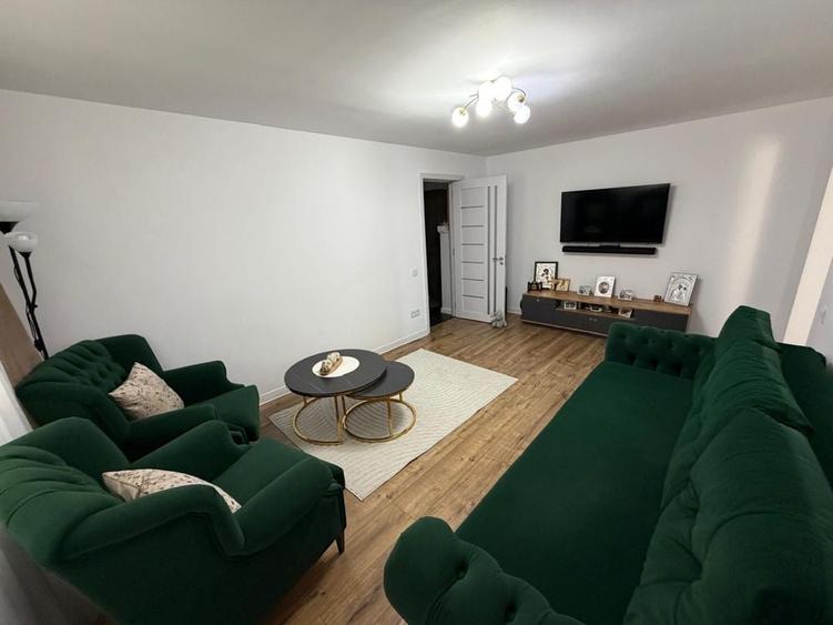 Apartament cu 2 camere decomandat în Exterior Vest