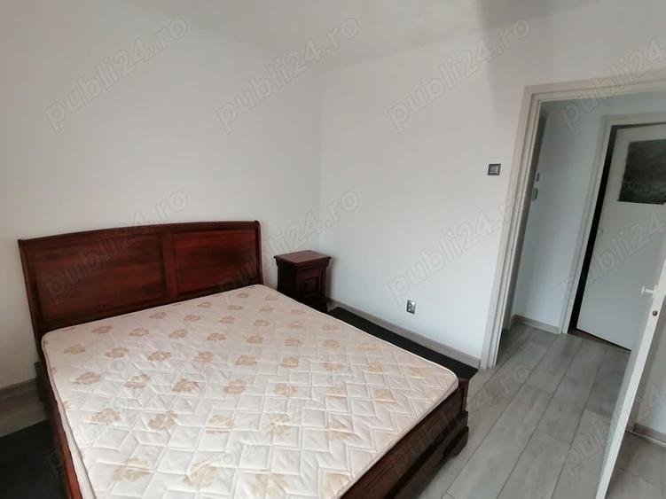 Apartament cu 2 camere decomandat în Traian