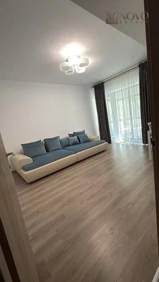 Apartament cu 2 camere decomandat, mobilat în Victoriei
