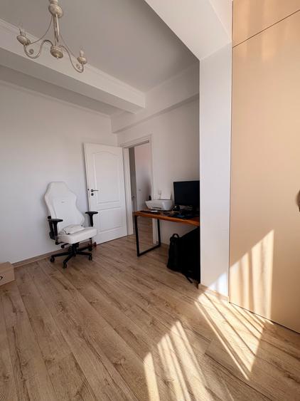 Apartament cu 3 camere decomandat, mobilat în Bucureștii Noi