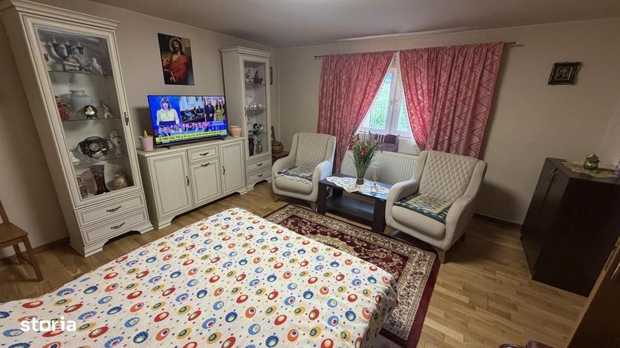 Casă cu 2 camere în Luna