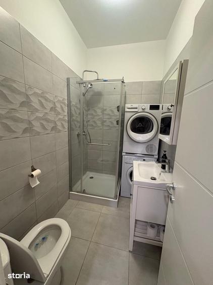Apartament cu 3 camere în Independenței