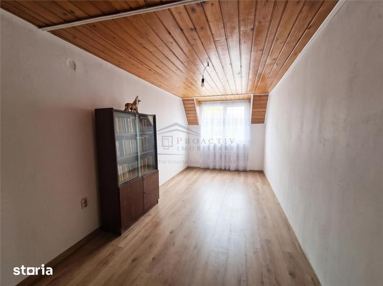 Casă cu 7 camere cu Teren 600 Mp în Burdujeni